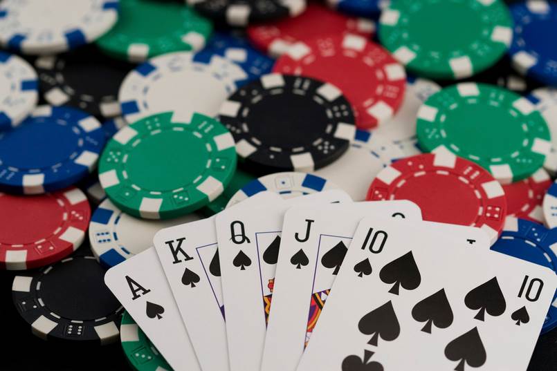 AIP trò chơi Poker hỗ trợ thông tin cần thiết